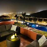 Ocean View Del Conde 아파트 아데제